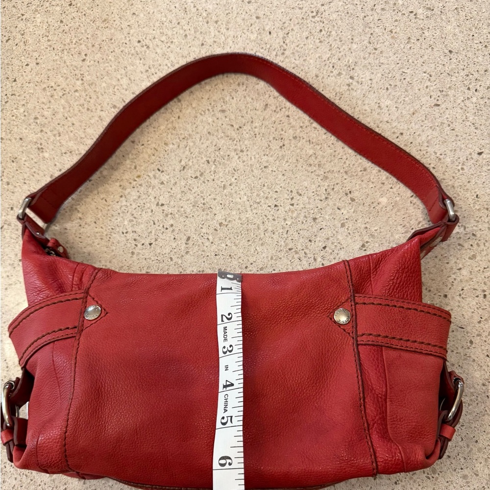 Fossil Cherry Red Shoulder Bag - Picture 12 of 12